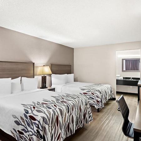 Red Roof Inn & Conference Center МакКини Екстериор снимка