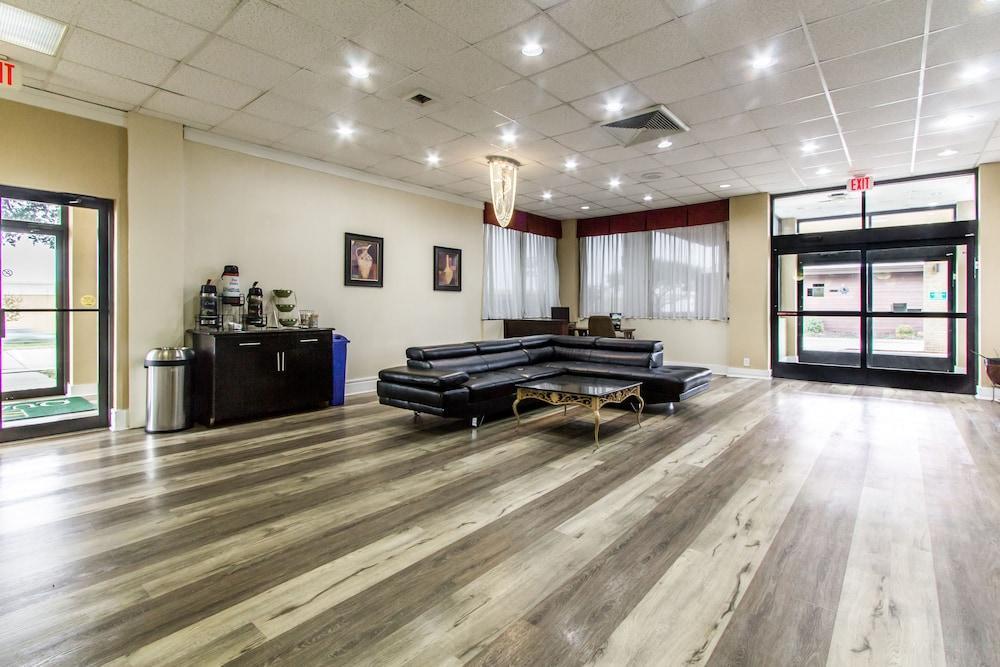 Red Roof Inn & Conference Center МакКини Екстериор снимка