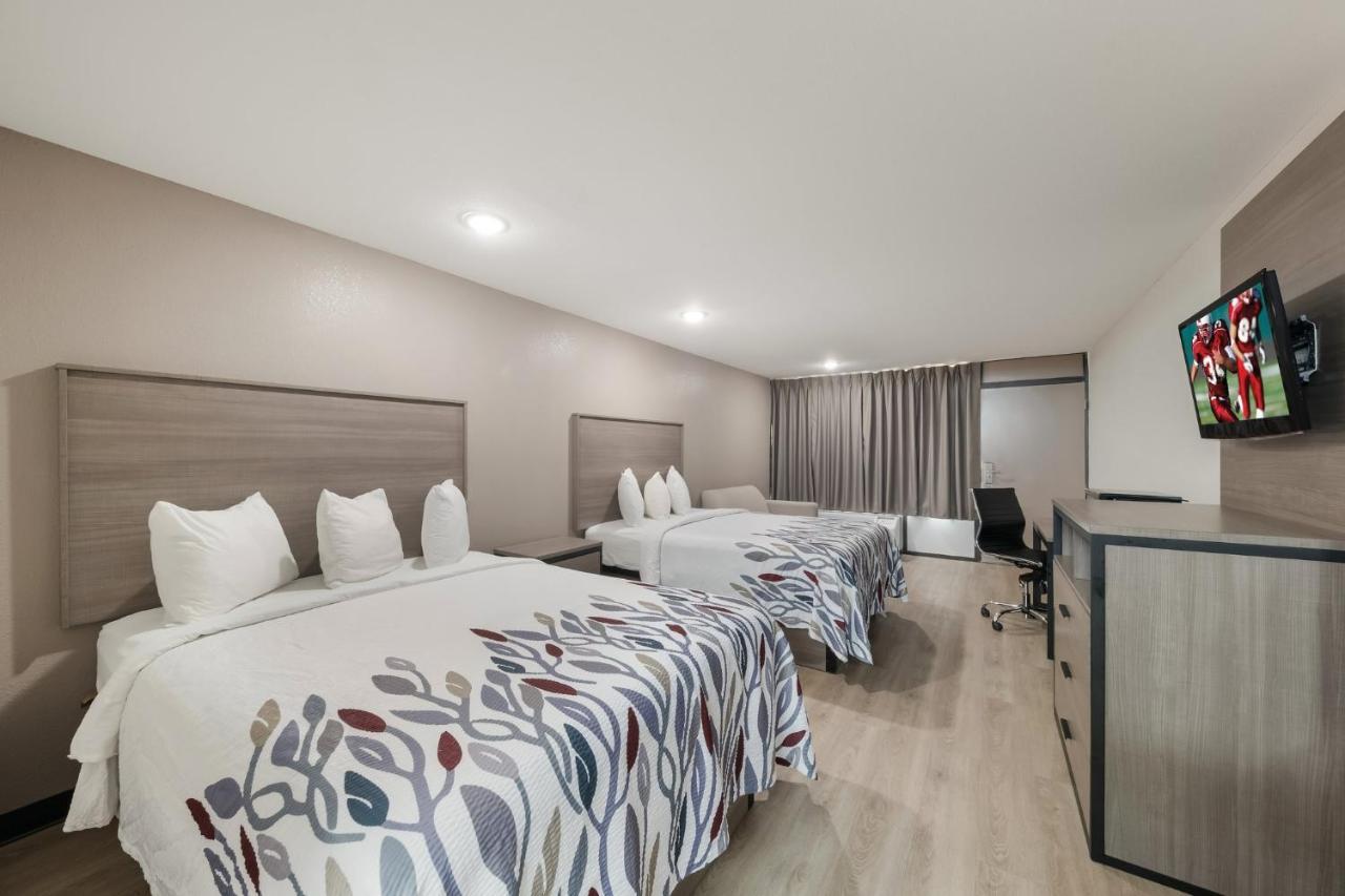 Red Roof Inn & Conference Center МакКини Екстериор снимка