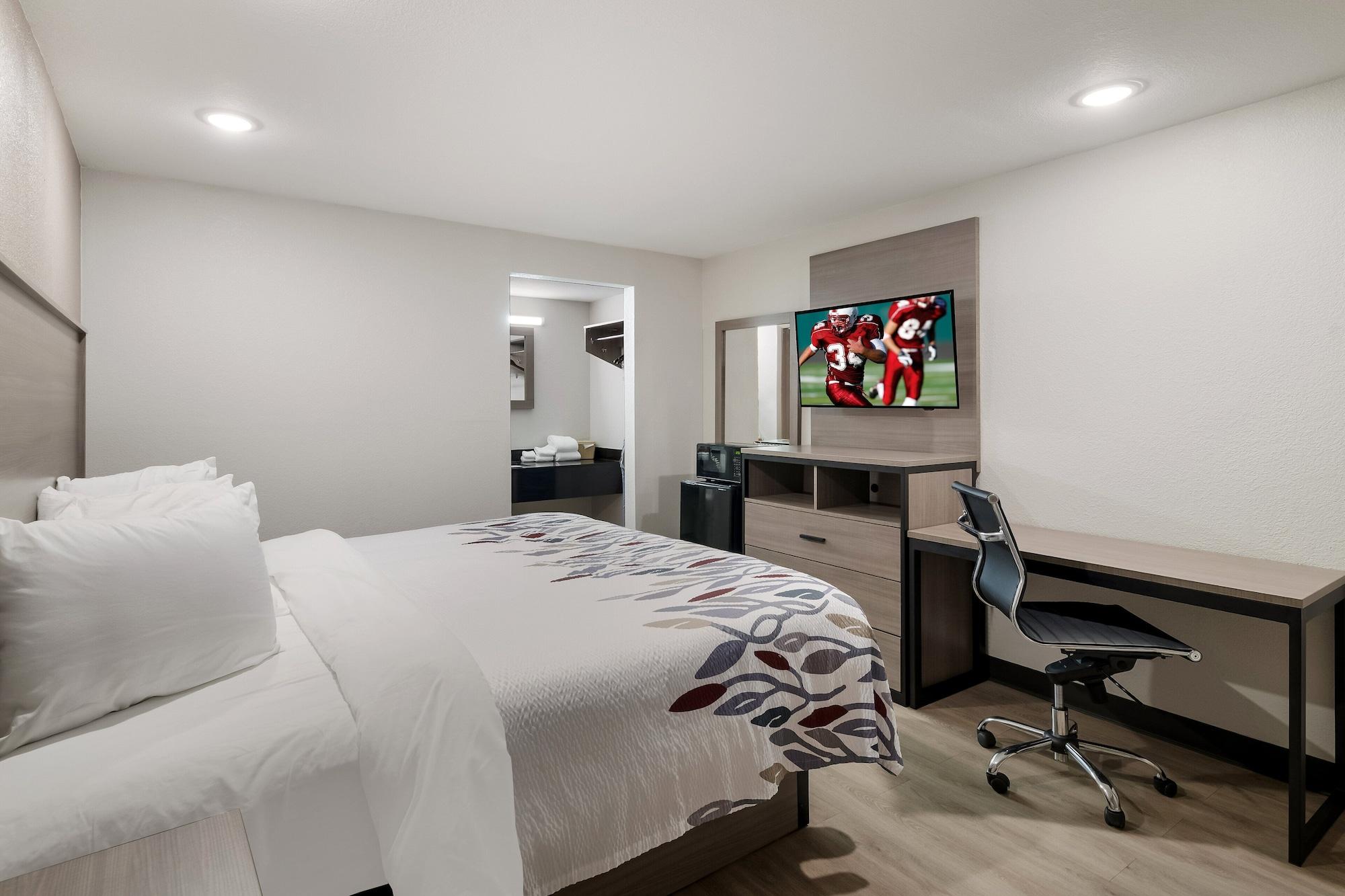 Red Roof Inn & Conference Center МакКини Екстериор снимка