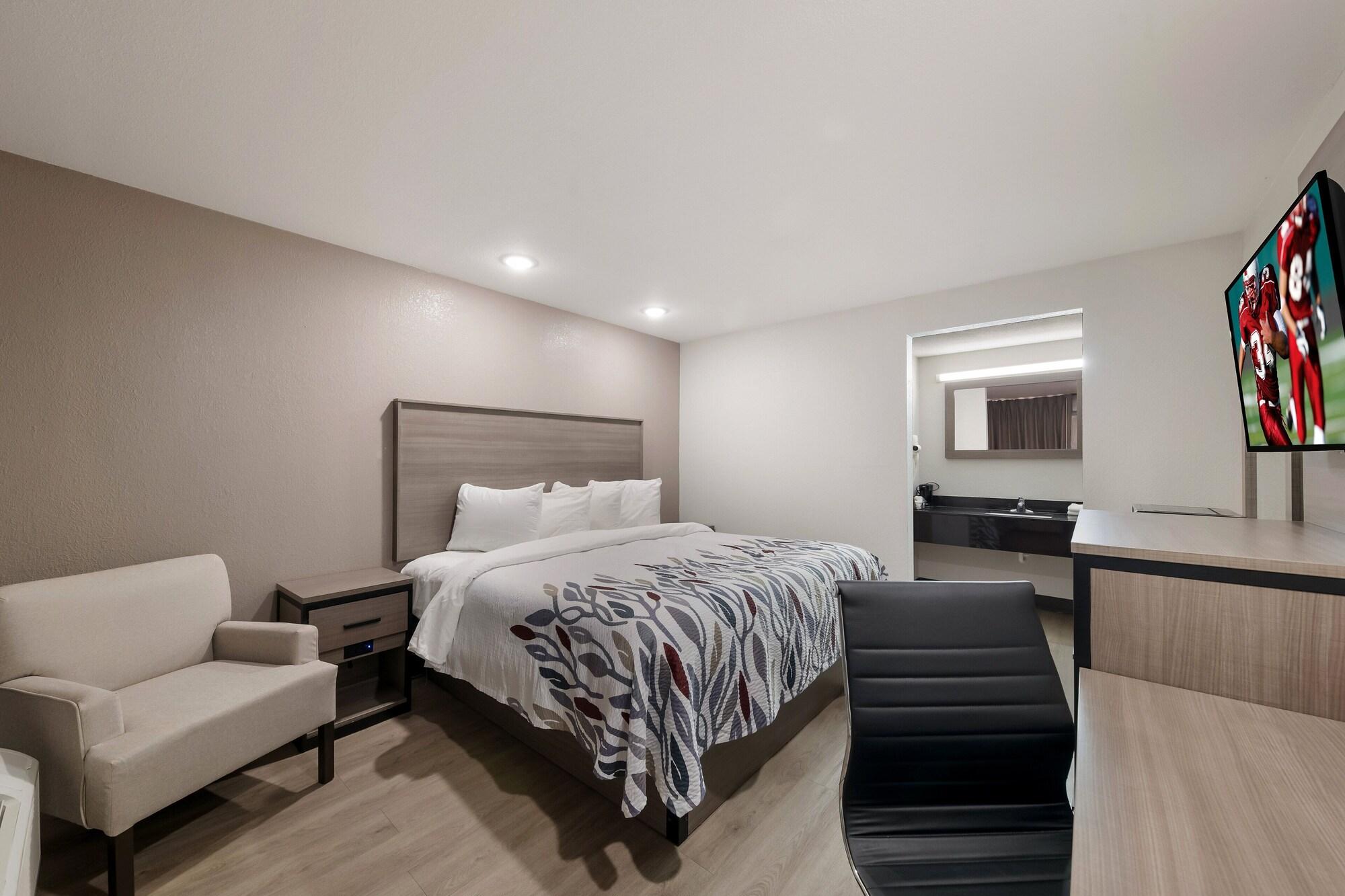 Red Roof Inn & Conference Center МакКини Екстериор снимка