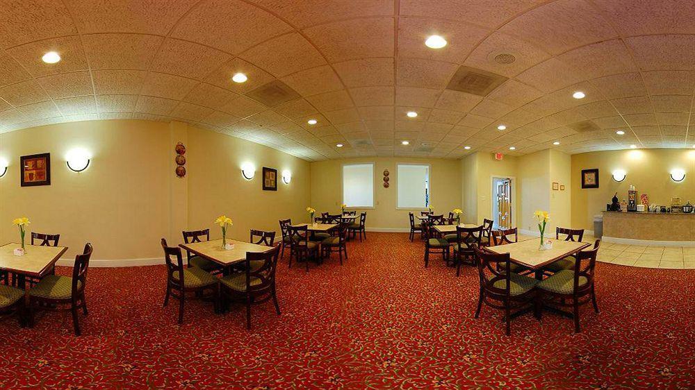 Red Roof Inn & Conference Center МакКини Екстериор снимка