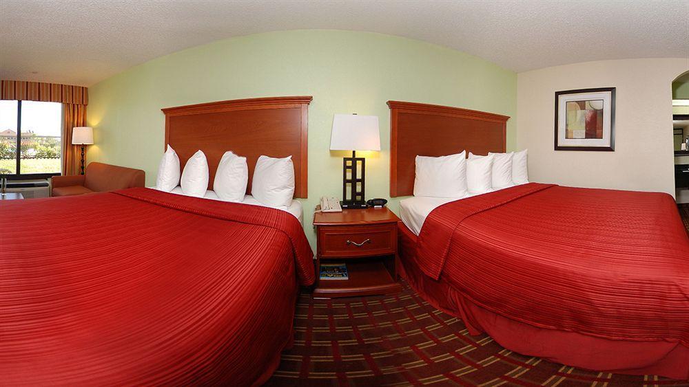 Red Roof Inn & Conference Center МакКини Екстериор снимка