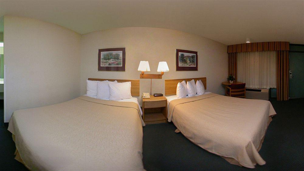 Red Roof Inn & Conference Center МакКини Екстериор снимка